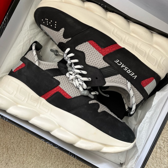 Nice new condition worn once or twice still in great condition. - Picture 1 of 1